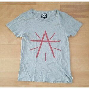 MONDAY Grey Shirt Grade A Short Sleeve Size Medium